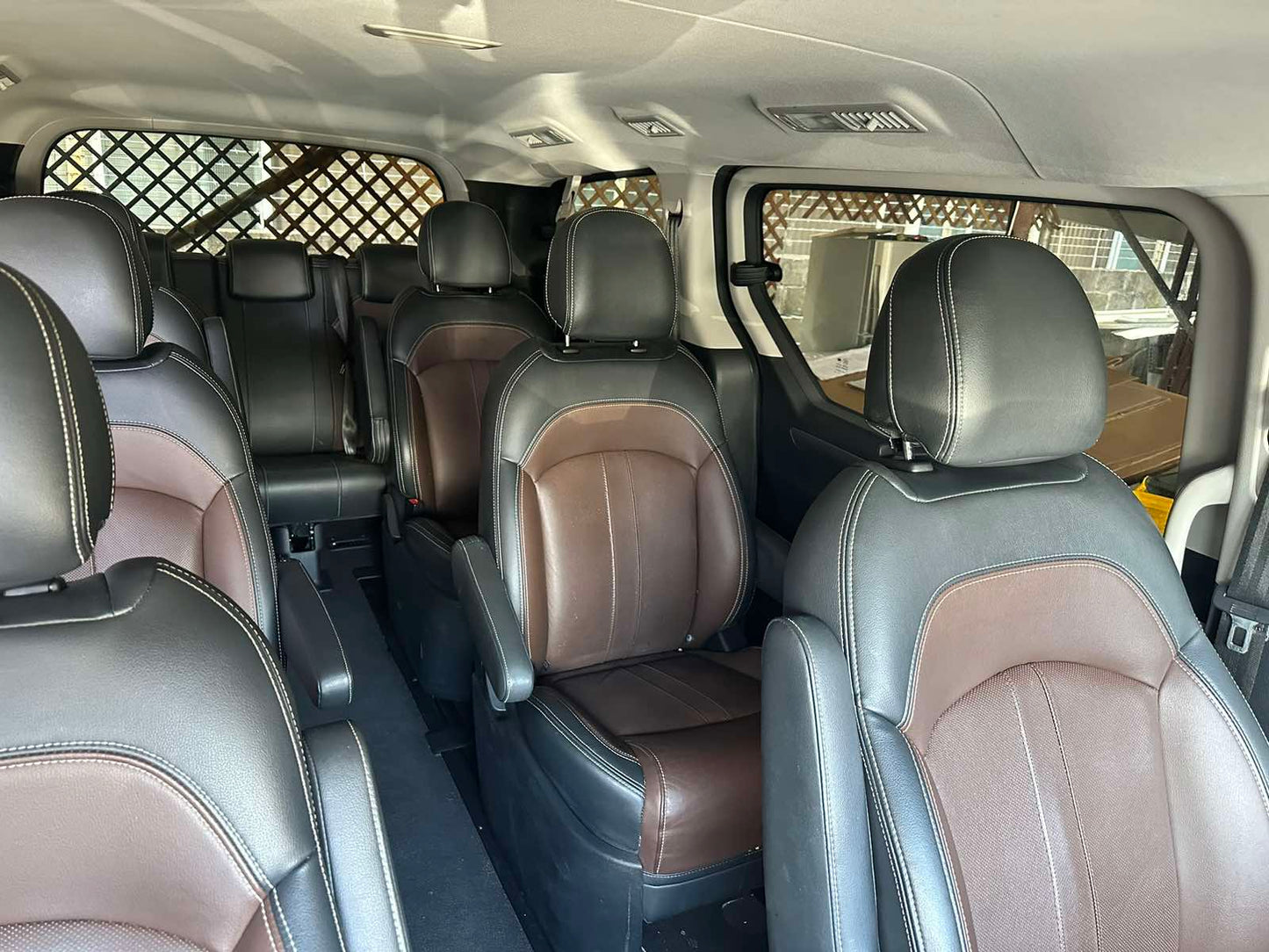 Maxus G10 Van - 9 Seater FOR SALE