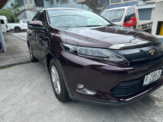 Toyota Harrier - Maroon