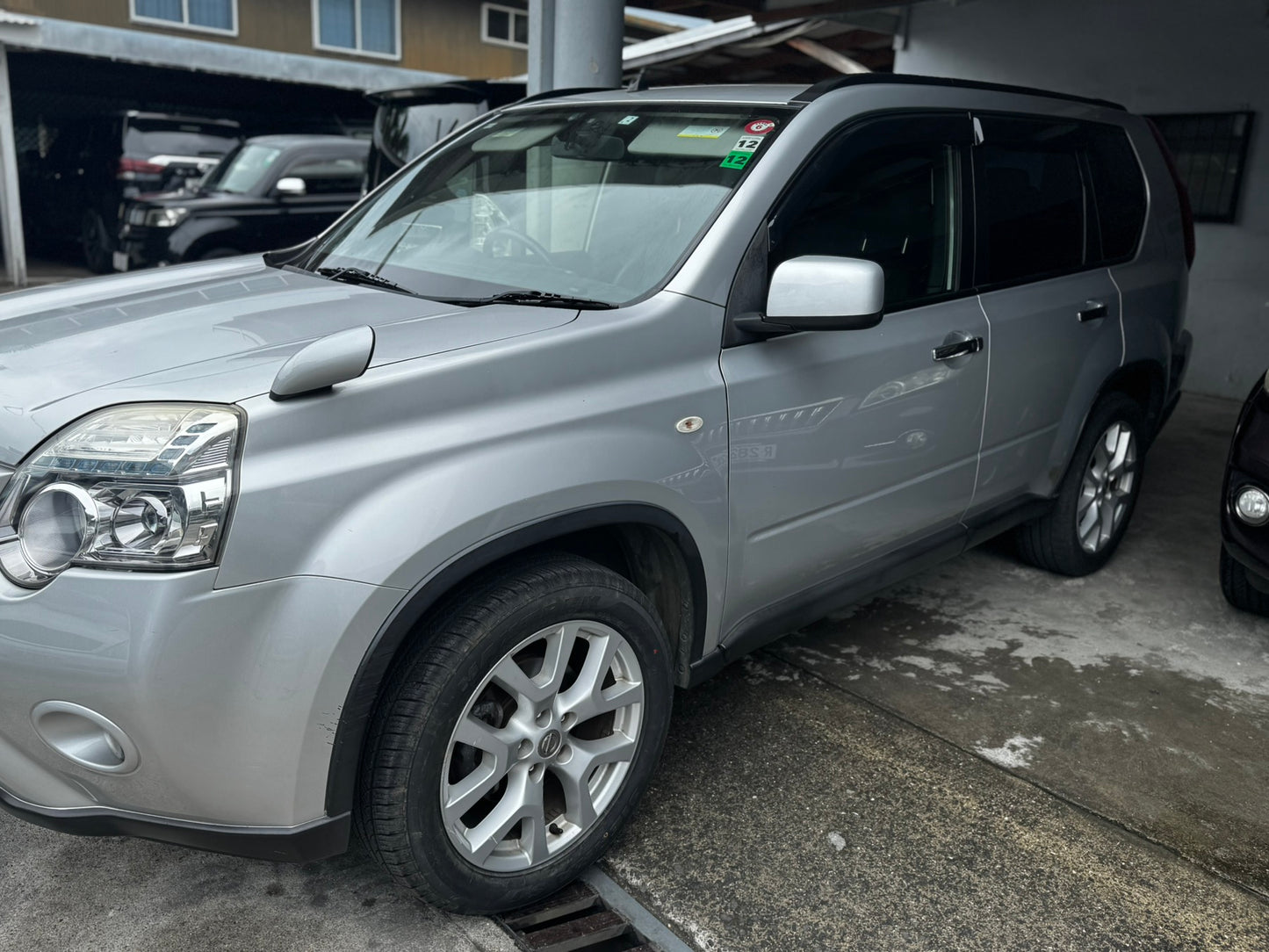 Nissan X-Trail Silver