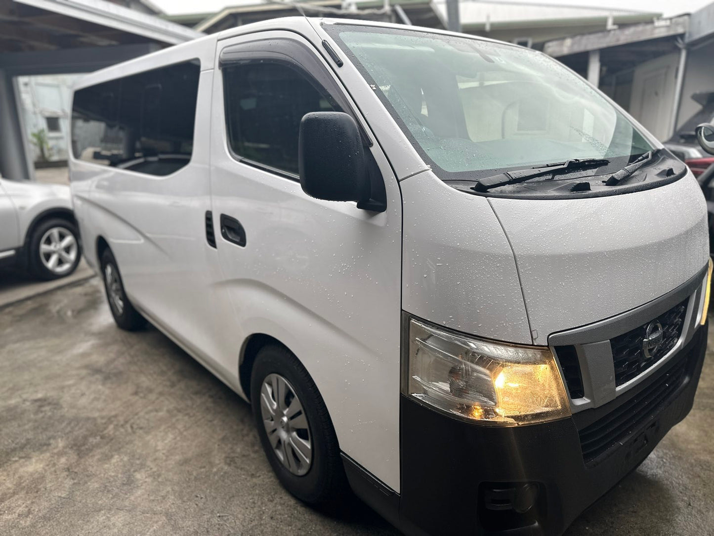 Nissan Caravan 10 Seater Automatic