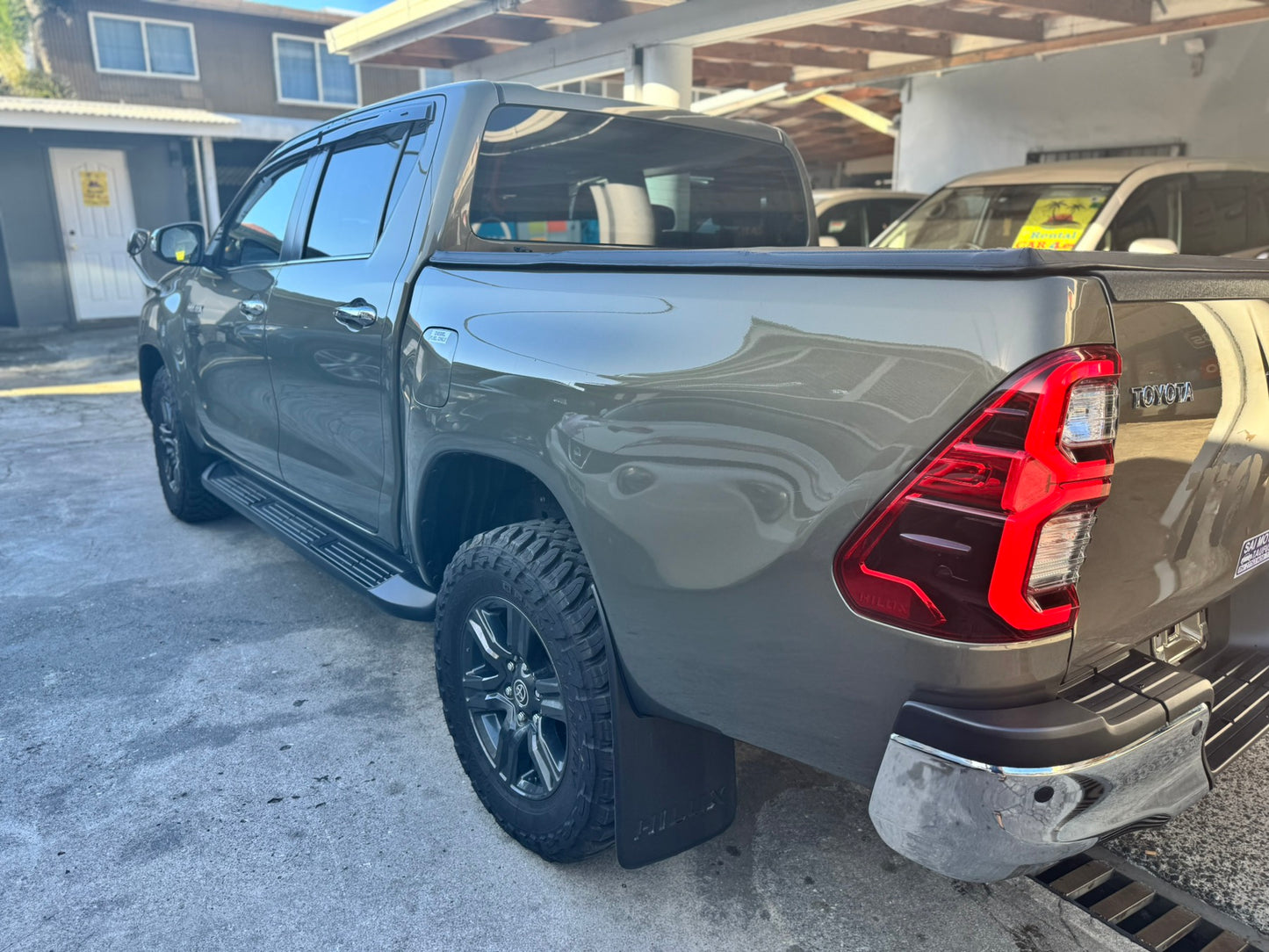 Toyota Hilux Truck 4x4 Army Green