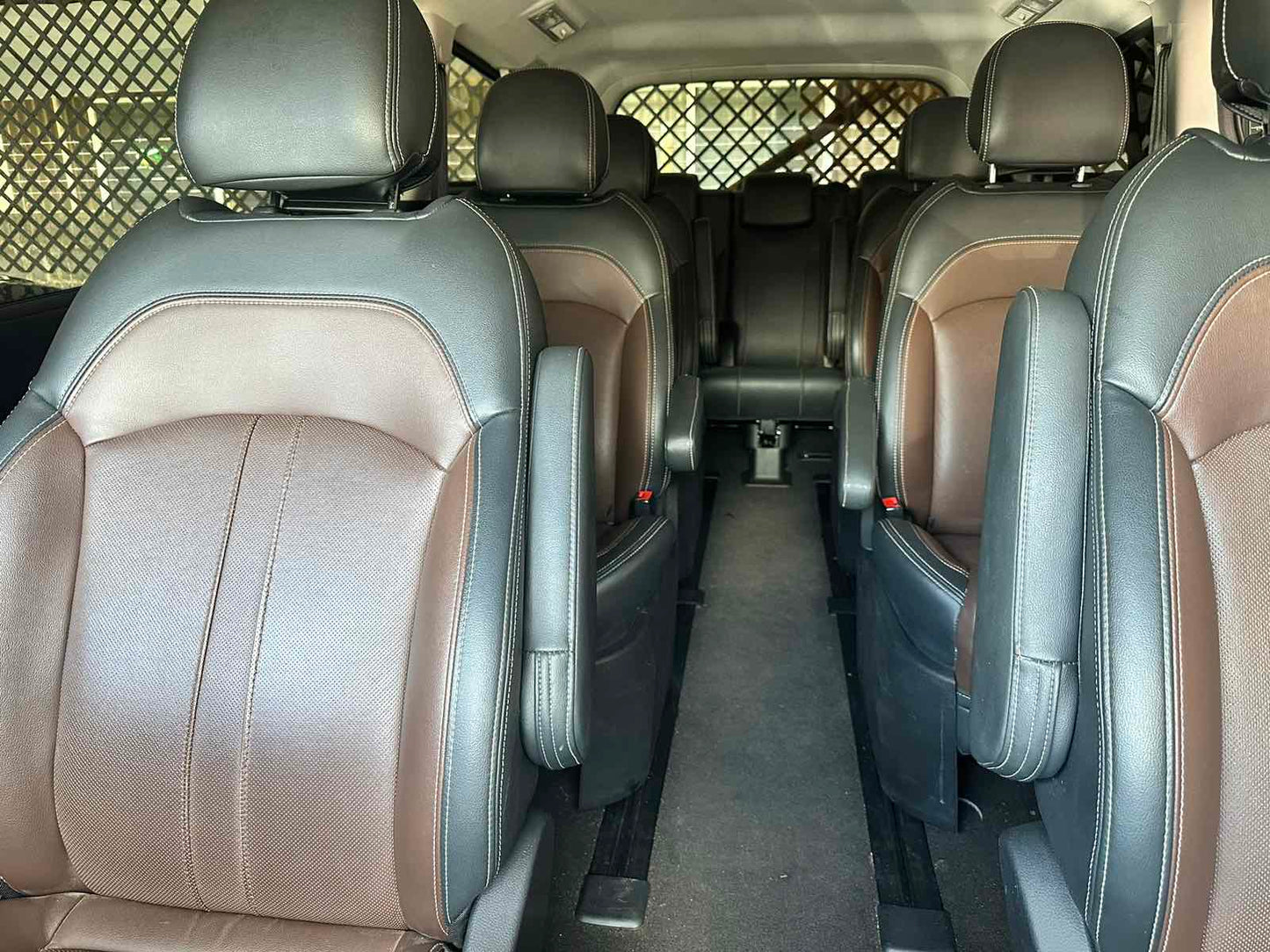 Maxus G10 Van - 9 Seater FOR SALE