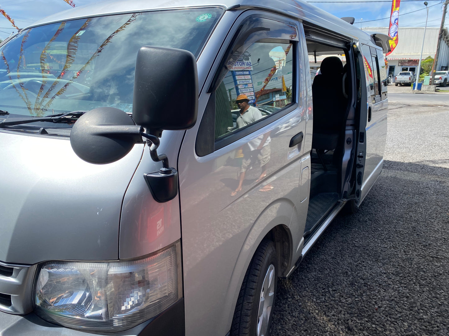 Toyota H-Ace Van 10 seater